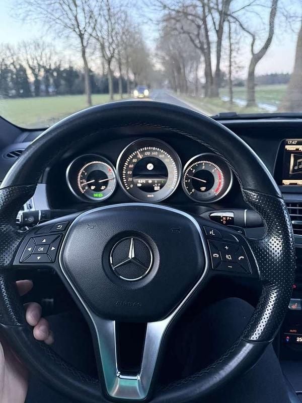 Gebraucht Mercedes E350 Avantgarde 258 PS (189 kW) 2014 Limousine