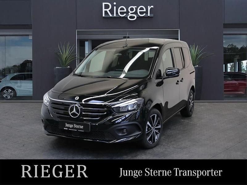 Black metallic Gebraucht 2023 Mercedes EQT200 Progressive Van / Kleinbus | 25.848 € (Fairer Preis) - Bild 1/4