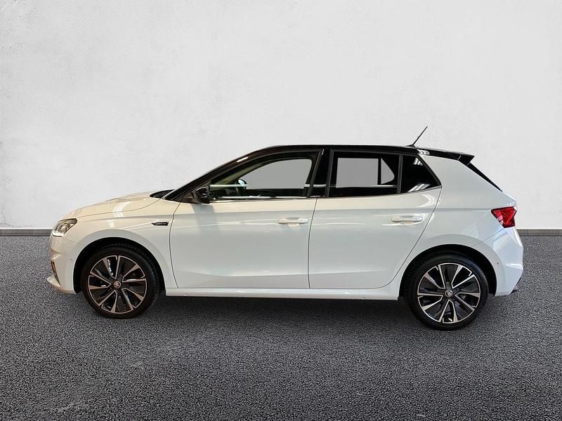 Gebraucht Skoda Fabia Style 110 PS (80 kW) 2021 Moonweiß perleffekt blackmagic perleffekt Kleinwagen