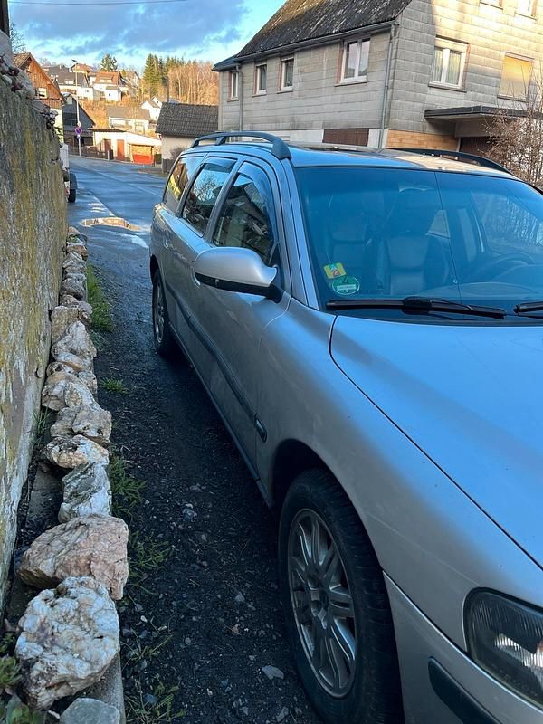 Gebraucht Volvo V70 163 PS (119 kW) 2001 Silber Kombi