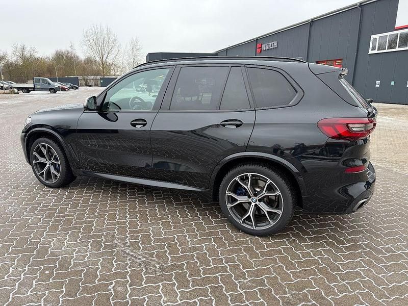 Gebraucht BMW X5 M50 Sport Line 530 PS (389 kW) 2021 Schwarz SUV