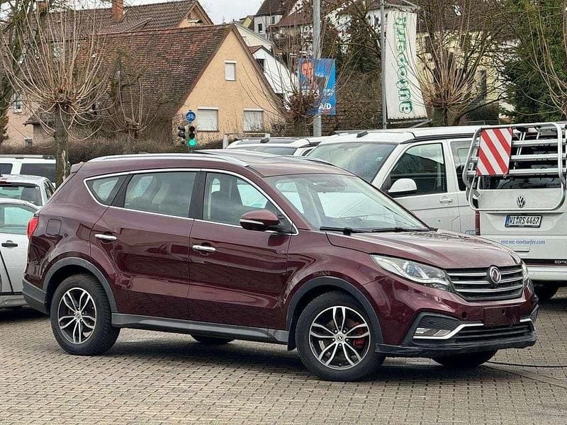 Gebraucht DFSK Glory 580 145 PS (106 kW) 2019 Rot SUV