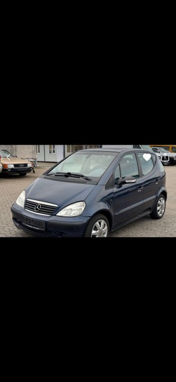 Schwarz Gebraucht 2003 Mercedes A140 Classic Van / Kleinbus | 1.700 € (Fairer Preis) - Bild 1/4