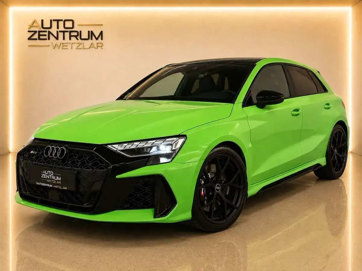 Gebraucht Audi RS3 Sport 400 PS (294 kW) 2026 Grün Limousine