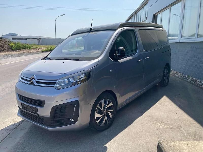 Lack grau artense Gebraucht 2023 Citroën Spacetourer Van / Kleinbus | 39.990 € (Teuer) - Bild 1/4