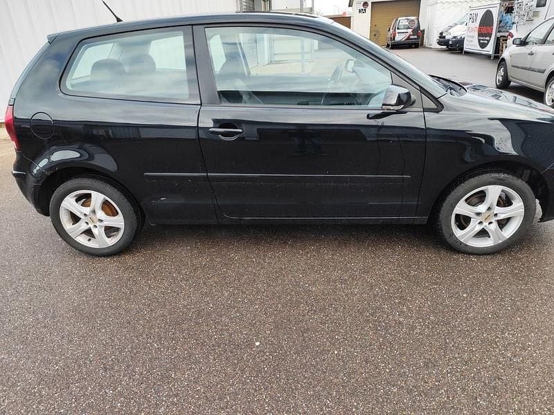 Schwarz Gebraucht 2007 VW Polo Trendline Kleinwagen | 1.800 € (Guter Preis) - Bild 1/4