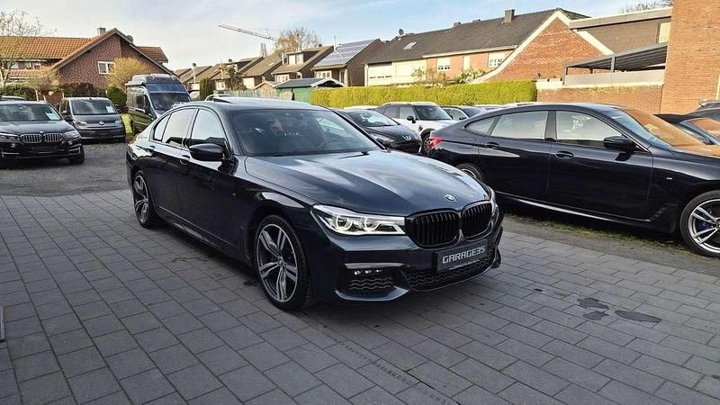Gebraucht BMW 740 M Sport 320 PS (235 kW) 2020 Grau Limousine