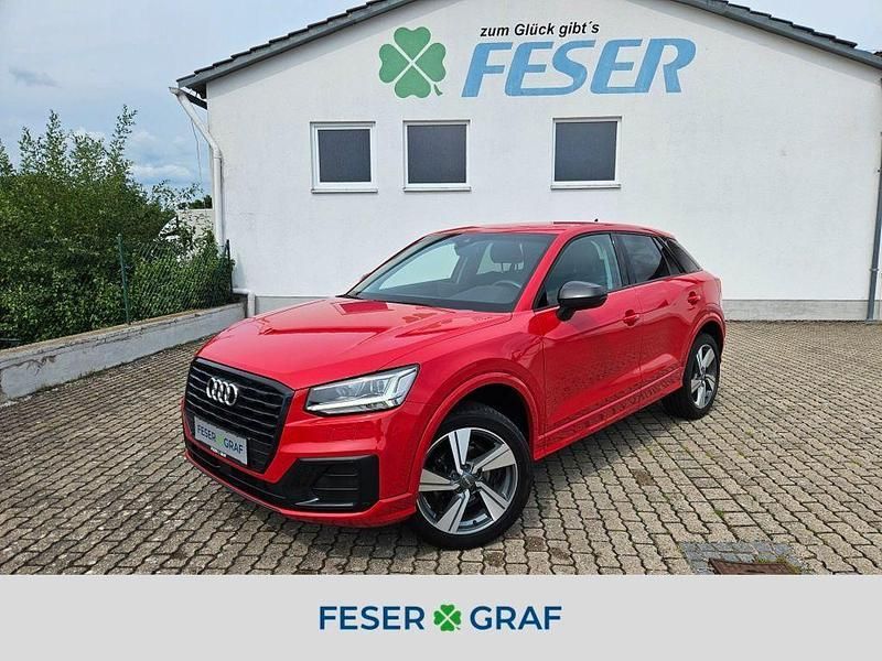 Tangorot metallic Gebraucht 2019 Audi Q2 Design SUV | 21.980 € (Fairer Preis) - Bild 1/4