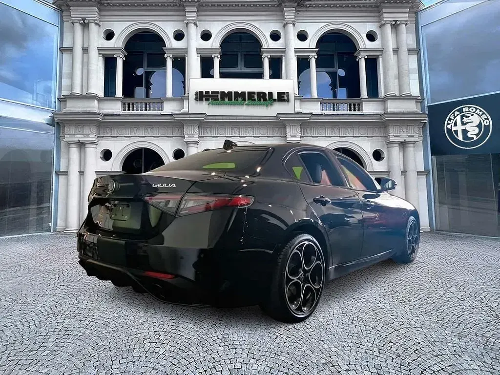 Neu Alfa Romeo Giulia Veloce 280 PS (205 kW) 2026 Schwarz Limousine