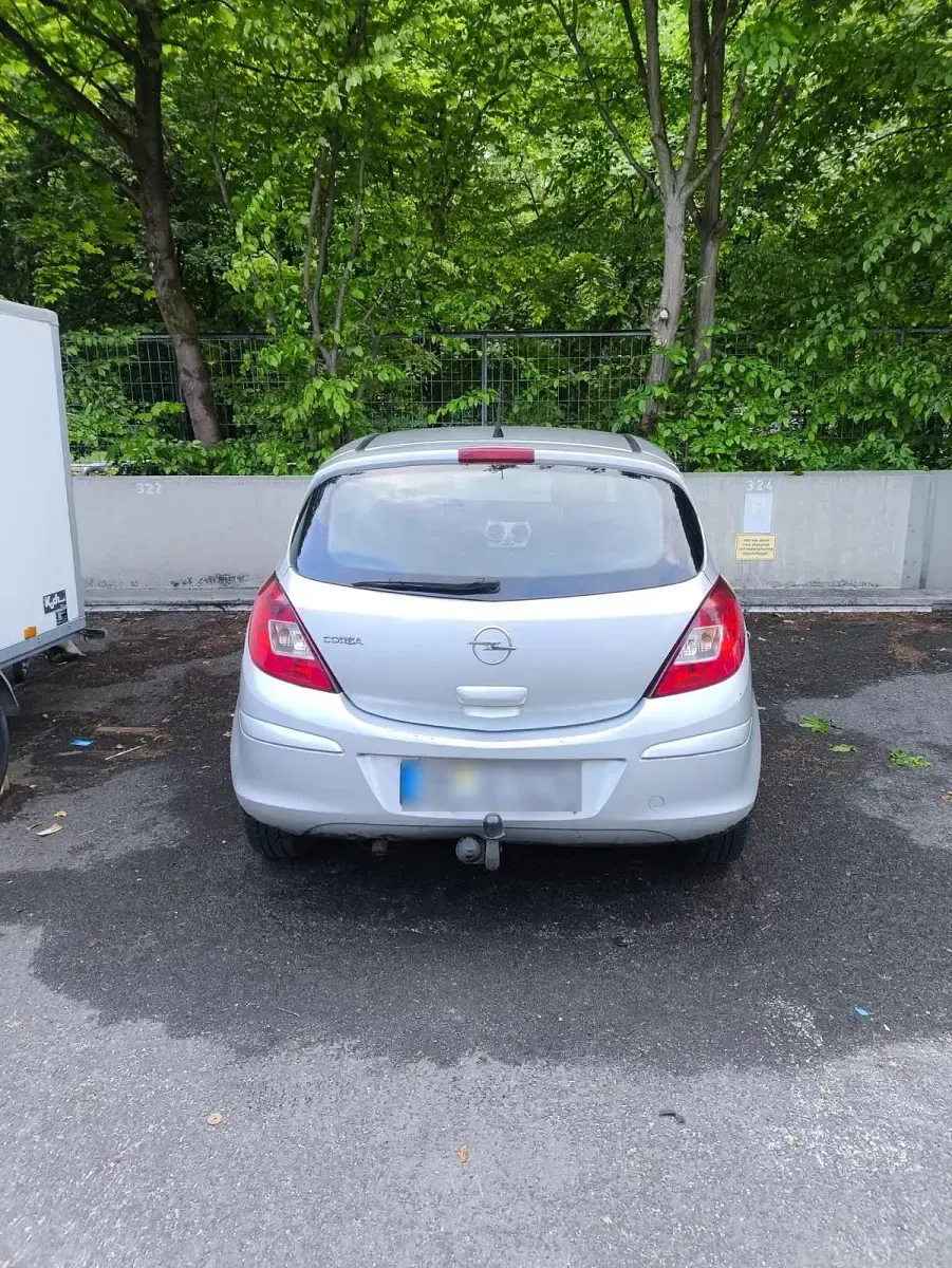 Gebraucht Opel Corsa 80 PS (58 kW) 2010 Grau Kleinwagen