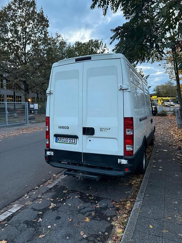 Gebraucht Iveco Daily 2010 Weiß Van