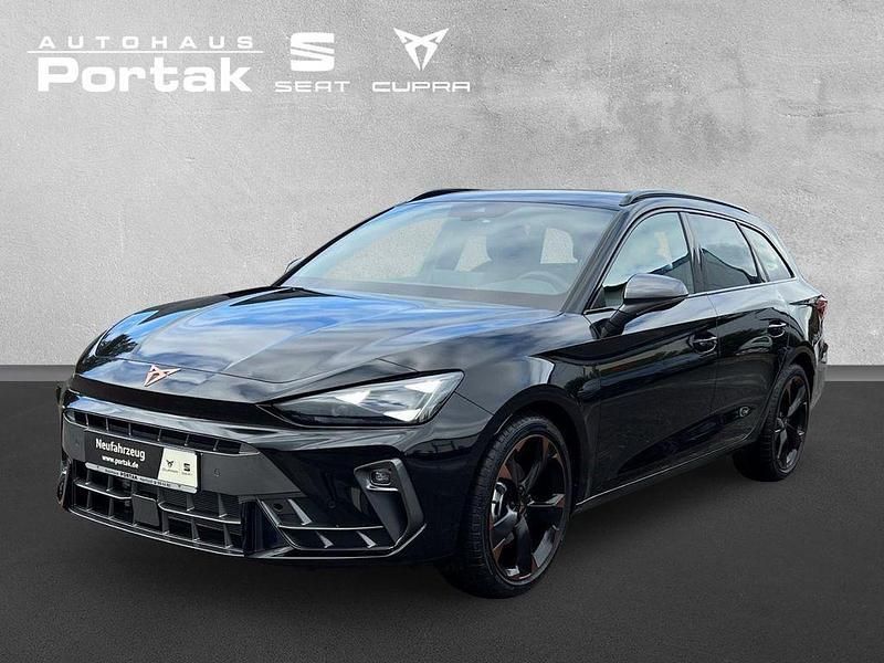 Midnight schwarz metallic Gebraucht 2024 Cupra Leon Kombi | 37.844 € (Teuer) - Bild 1/3
