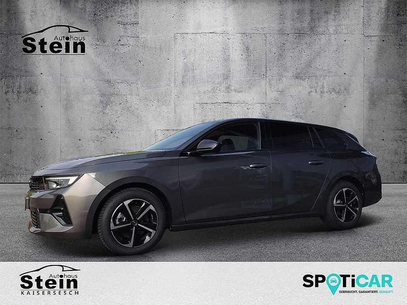 Gebraucht Opel Astra 131 PS (96 kW) 2024 Mondstein grau (metallic) Kombi