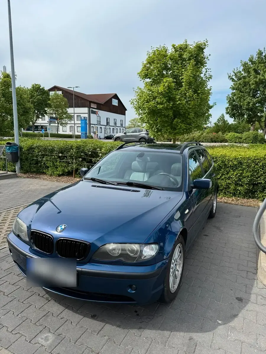 Używany BMW 320 150 KM (110 kW) 2004 Niebieski Kombi