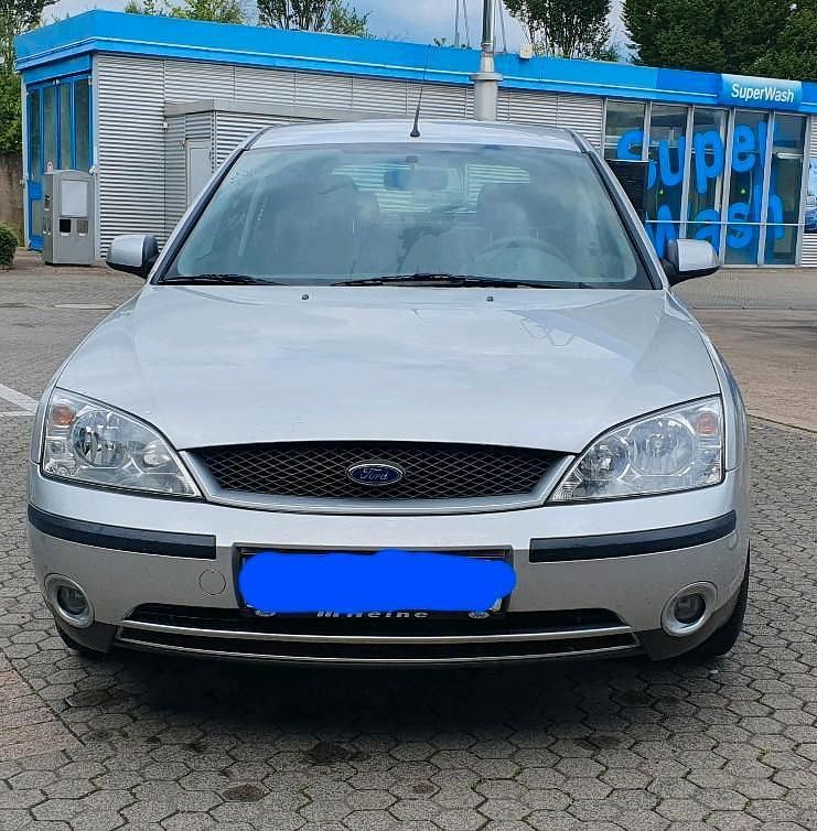Silber Gebraucht 2001 Ford Mondeo Limousine | 1.190 € (Superpreis) - Bild 1/4