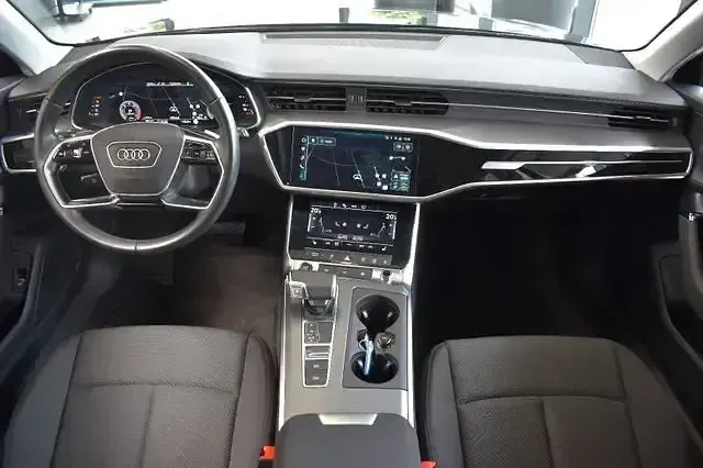Gebraucht Audi A6 Ambiente 204 PS (150 kW) 2023 Schwarz Kombi
