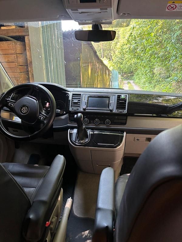 Gebraucht VW California Coast 199 PS (146 kW) 2019 Grau Van