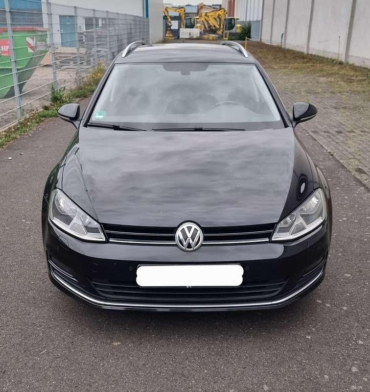 Schwarz Gebraucht 2016 VW Golf VII Allstar Kombi | 6.700 € (Etwas zu teuer) - Bild 1/4