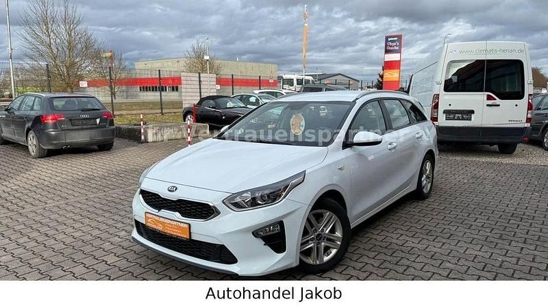Gebraucht Kia Ceed Edition 7 120 PS (88 kW) 2019 Weiß Kleinwagen