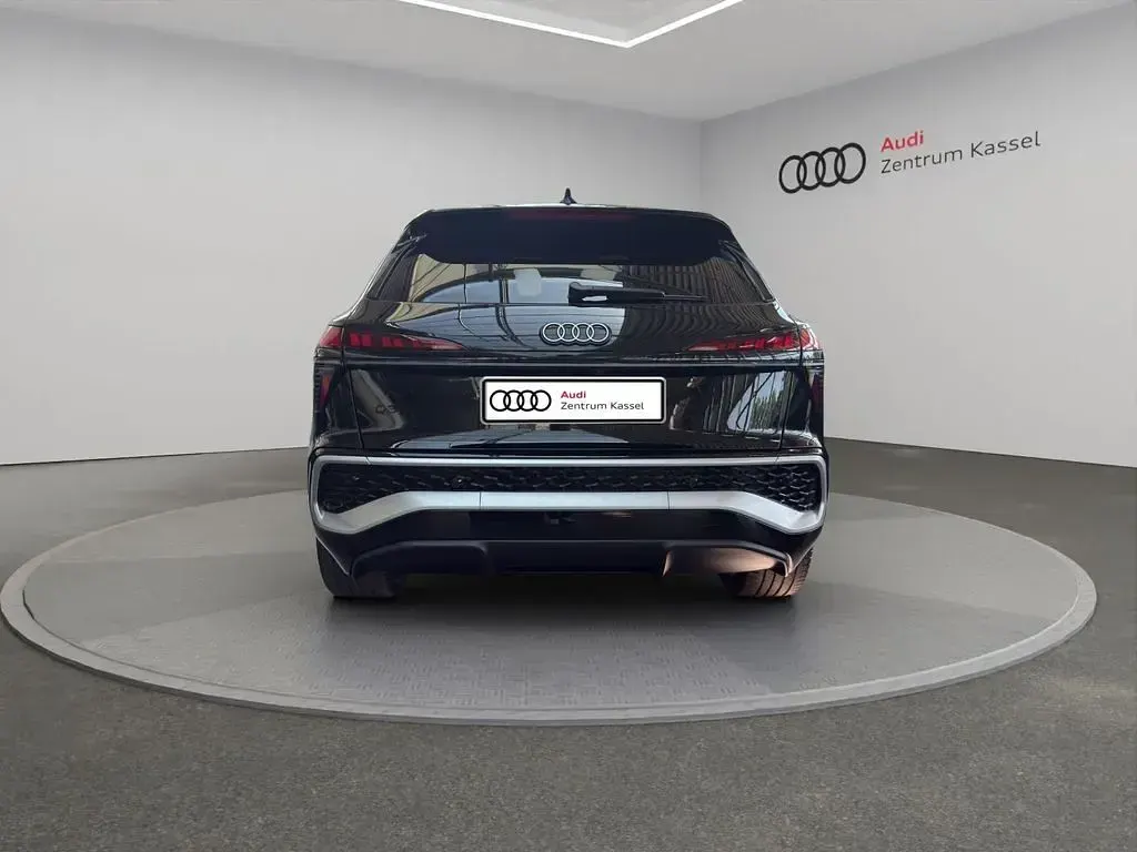 Neu Audi Q3 S-Line 272 PS (200 kW) 2025 Schwarz SUV