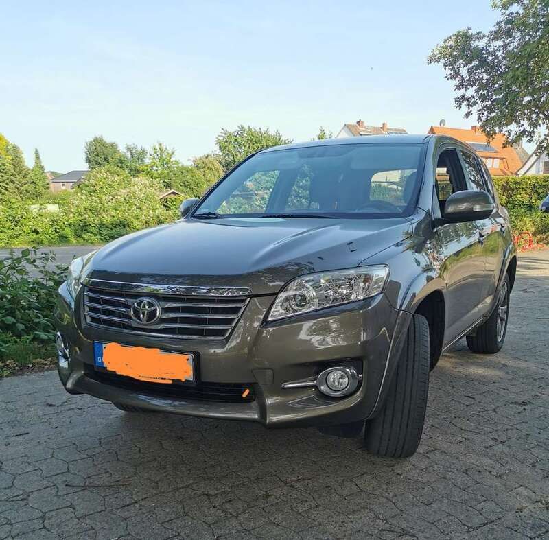 Gebraucht 2010 Toyota RAV4 Executive SUV | 7.299 € (Fairer Preis) - Bild 1/2