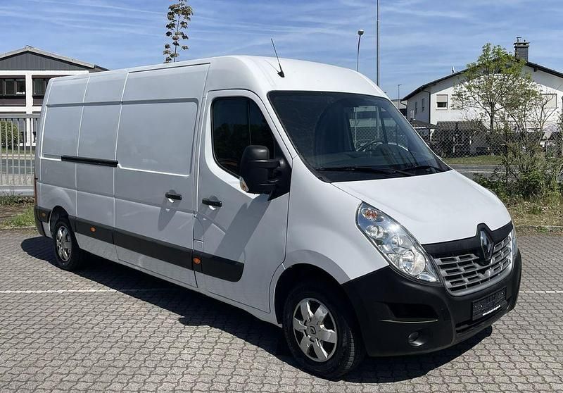 Second-hand Renault Master 170 CP (125 kW) 2019 Alb Monovolum