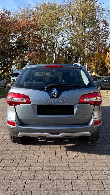 Second-hand Renault Koleos 150 CP (110 kW) 2008 Argintiu SUV