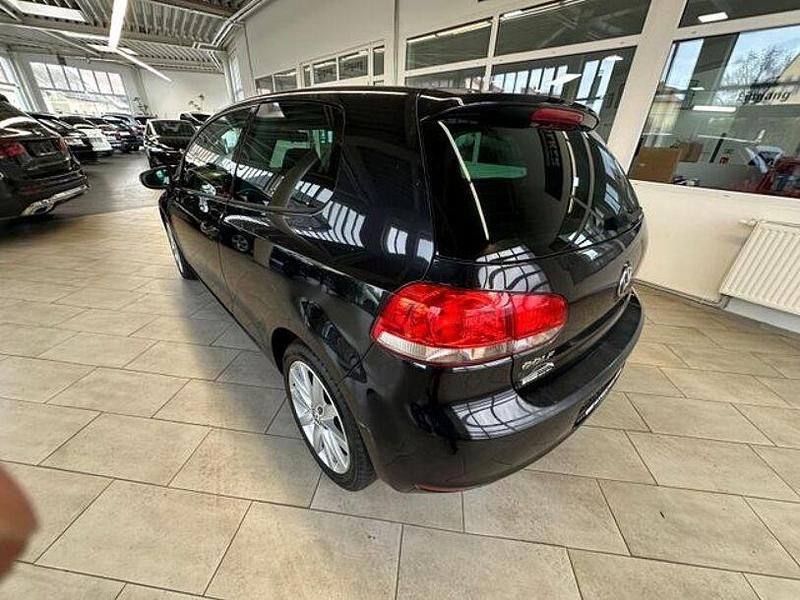 Gebraucht VW Golf VI Trendline 102 PS (75 kW) 2010 Schwarz Kleinwagen