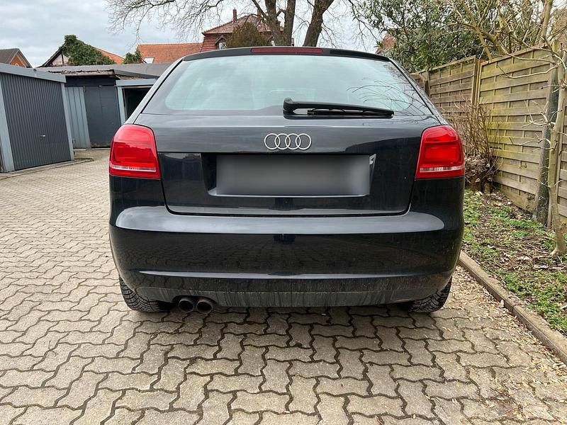 Gebraucht Audi A3 125 PS (91 kW) 2009 Schwarz Kleinwagen