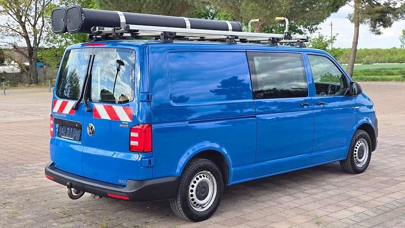 Gebraucht VW Transporter 150 PS (110 kW) 2015 Blau Van