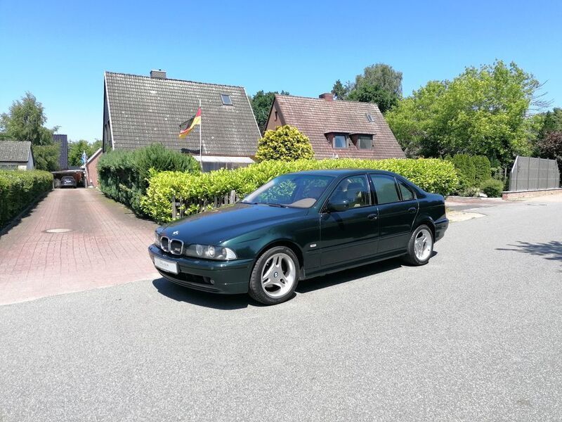 Grün Gebraucht 2000 BMW 530 Sport Line Limousine | 12.990 € (Teuer) - Bild 1/4