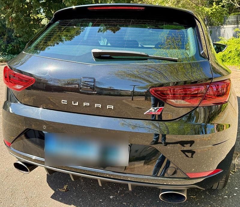 Gebraucht Seat Leon SC Beats 300 PS (220 kW) 2018 Schwarz Kleinwagen