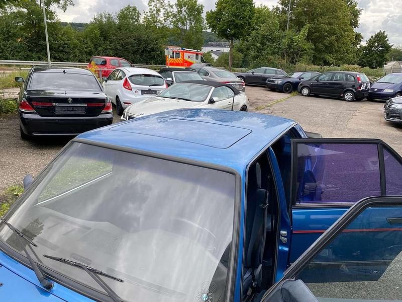 Gebraucht BMW 528 184 PS (135 kW) 1981 Blaumetallic Limousine