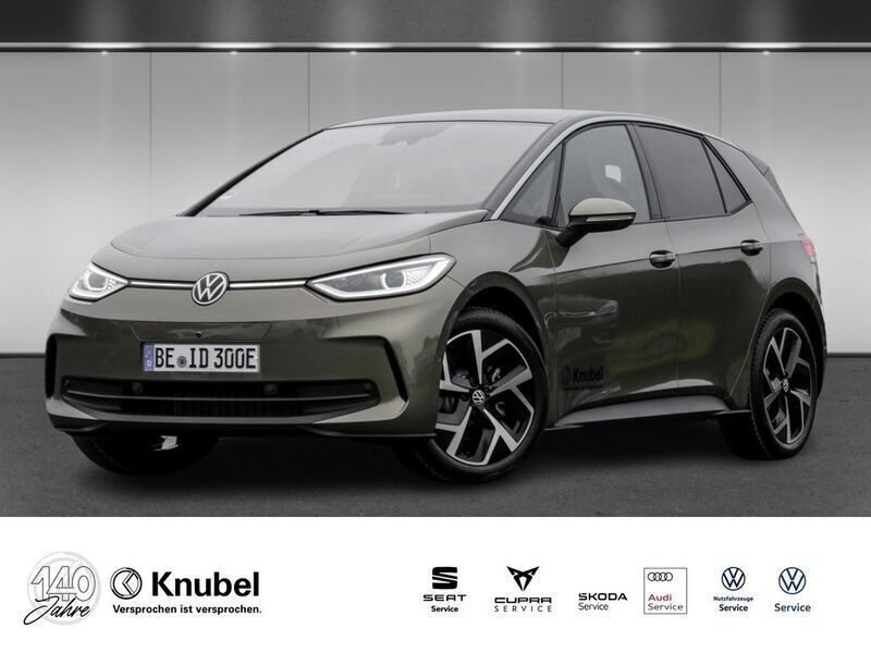 Grün Gebraucht 2023 VW ID.3 Pro Kleinwagen | 35.000 € (Etwas zu teuer) - Bild 1/4