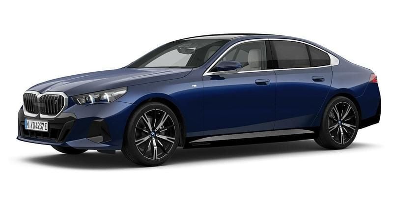 Blau Gebraucht 2024 BMW i5 Comfort Edition Limousine | 63.464 € (Teuer) - Bild 1/4