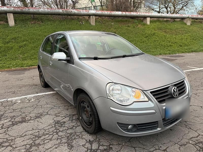 Usado VW Polo 69 HP (50 kW) 2008 Cinzento Citadino