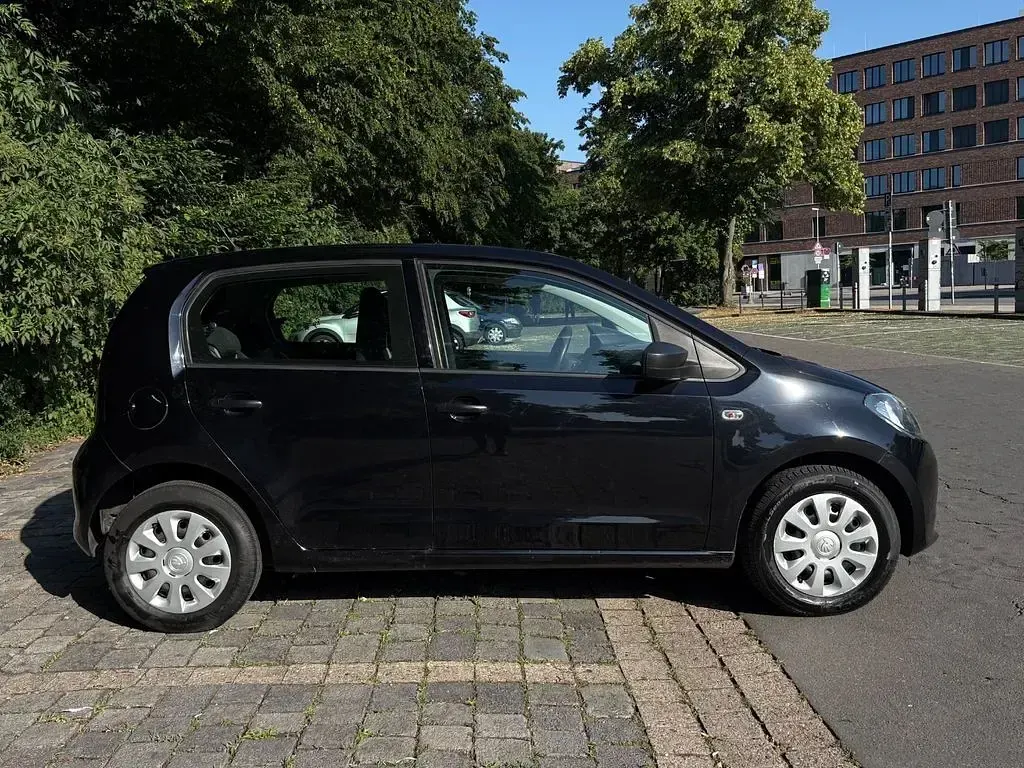 Gebraucht Skoda Citigo Active 75 PS (55 kW) 2013 Schwarz Kleinwagen