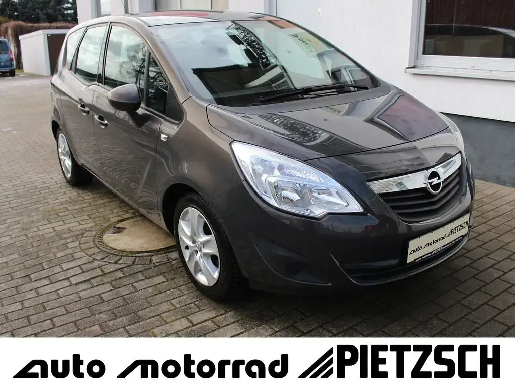 Second-hand Opel Meriva Active 120 CP (88 kW) 2013 Gri Monovolum