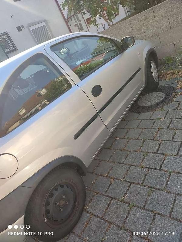 Gebraucht Opel Corsa 58 PS (42 kW) 2002 Silber Limousine