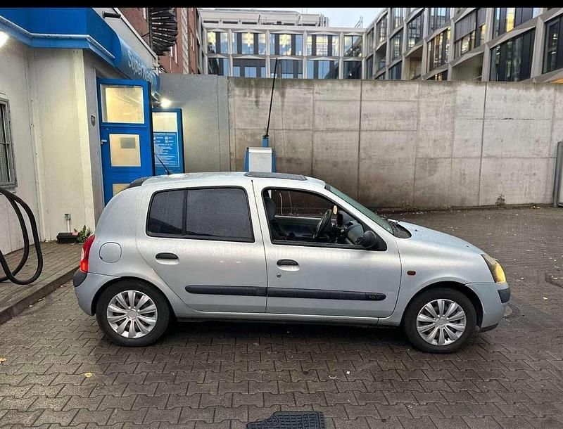 Gebraucht Renault Clio II 75 PS (55 kW) 2002 Limousine