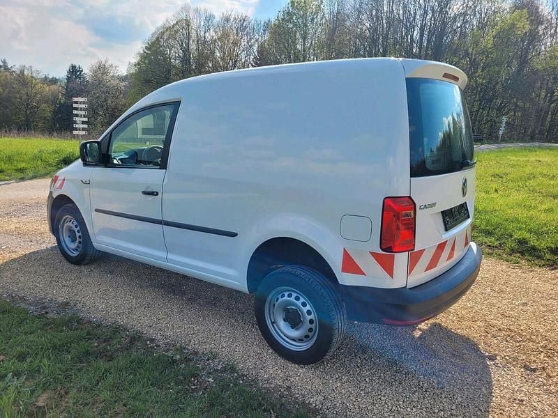Usata VW Caddy 122 CV (89 kW) 2017 Bianco Monovolume