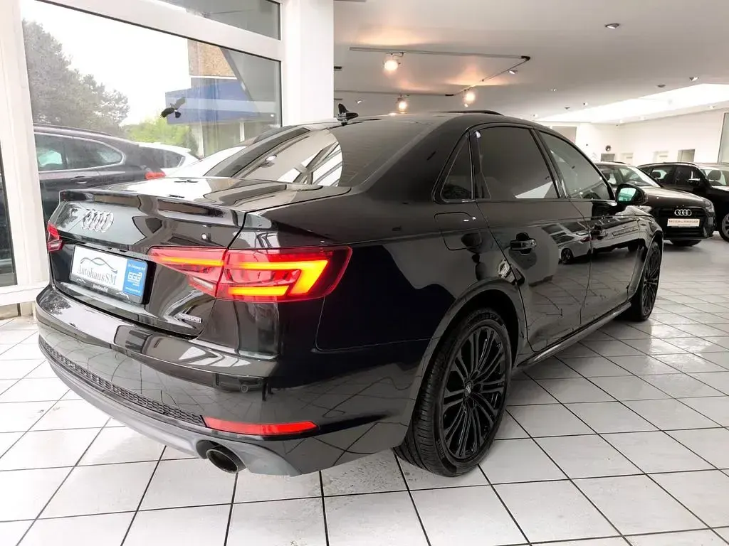 Gebraucht Audi A4 S-Line 252 PS (185 kW) 2018 Mythosschwarz metallic Limousine