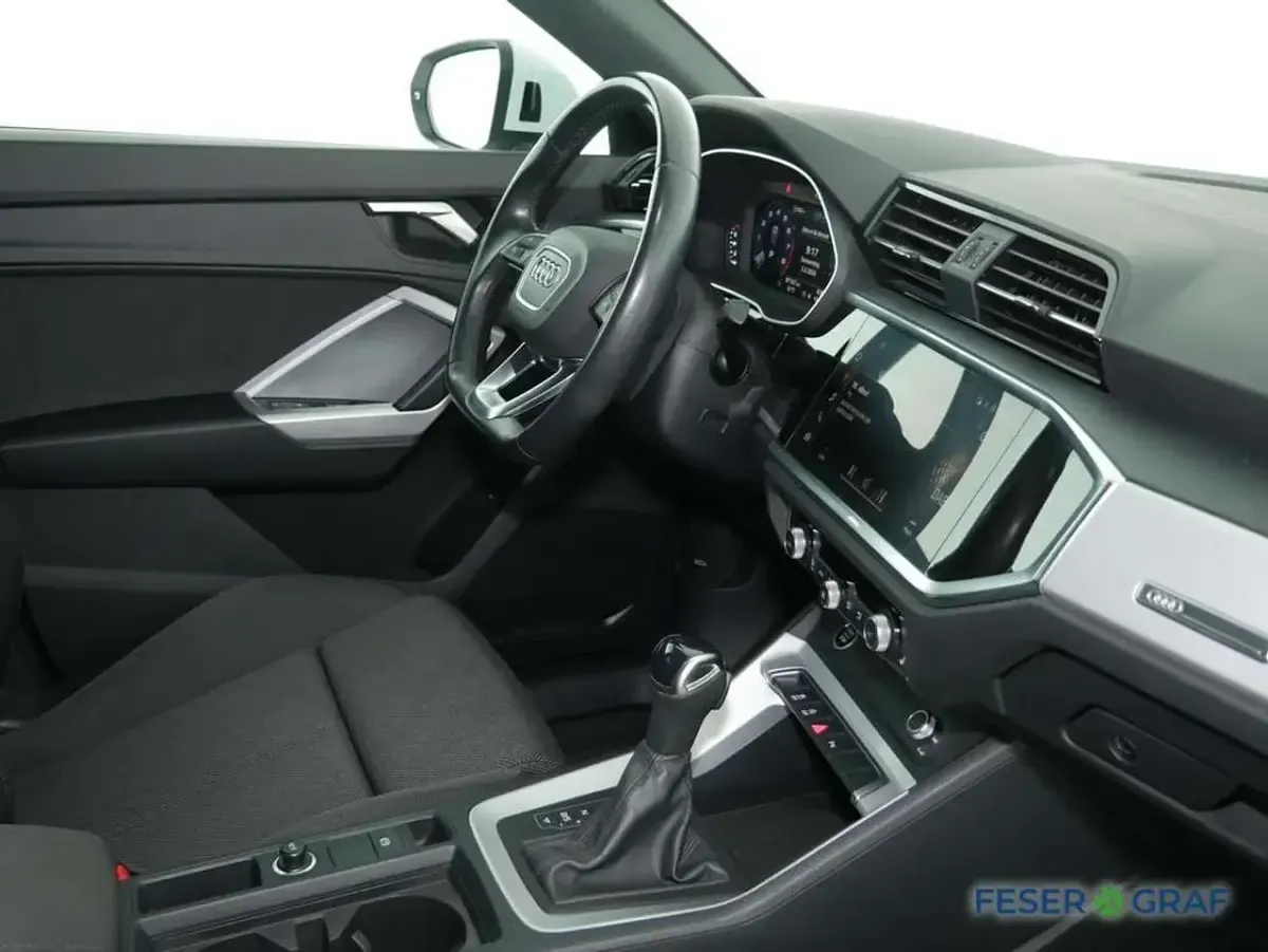 Gebraucht Audi Q3 S-Line 150 PS (110 kW) 2023 Ibisweiß SUV