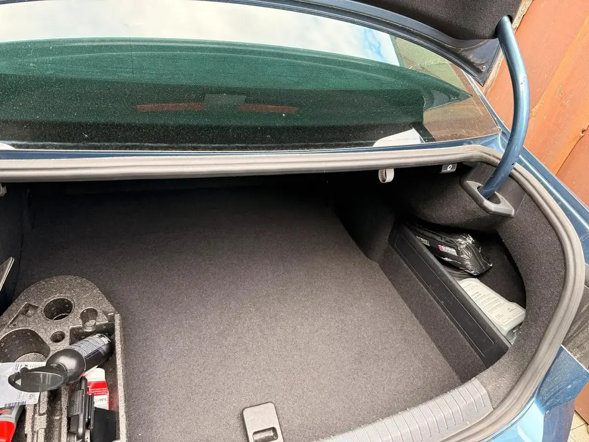 Gebraucht VW Passat Comfortline 150 PS (110 kW) 2015 Blau Limousine