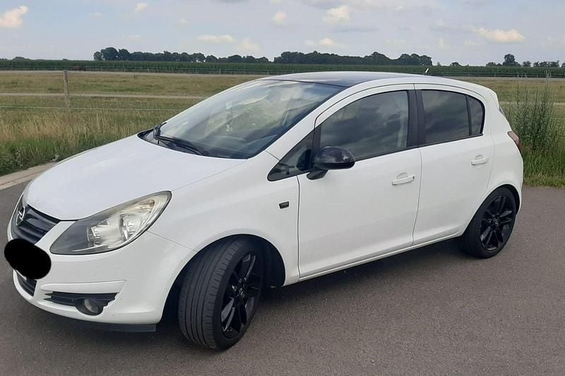 Weiß Gebraucht 2009 Opel Corsa Color Edition Kleinwagen | 1.200 € (Superpreis) - Bild 1/4