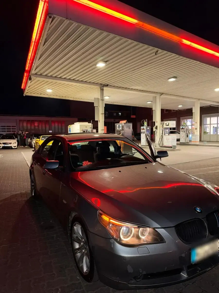 Brugt BMW 523 177 HK (130 kW) 2006 Sølv Sedan