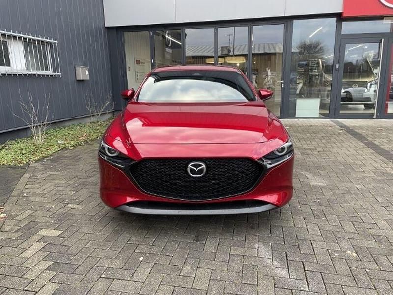 Neu Mazda 3 Exclusive 186 PS (136 kW) 2025 Rot Limousine