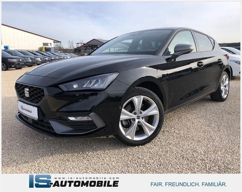 Gebraucht Seat Leon FR 204 PS (150 kW) 2020 Mitternachtsschwarz Limousine