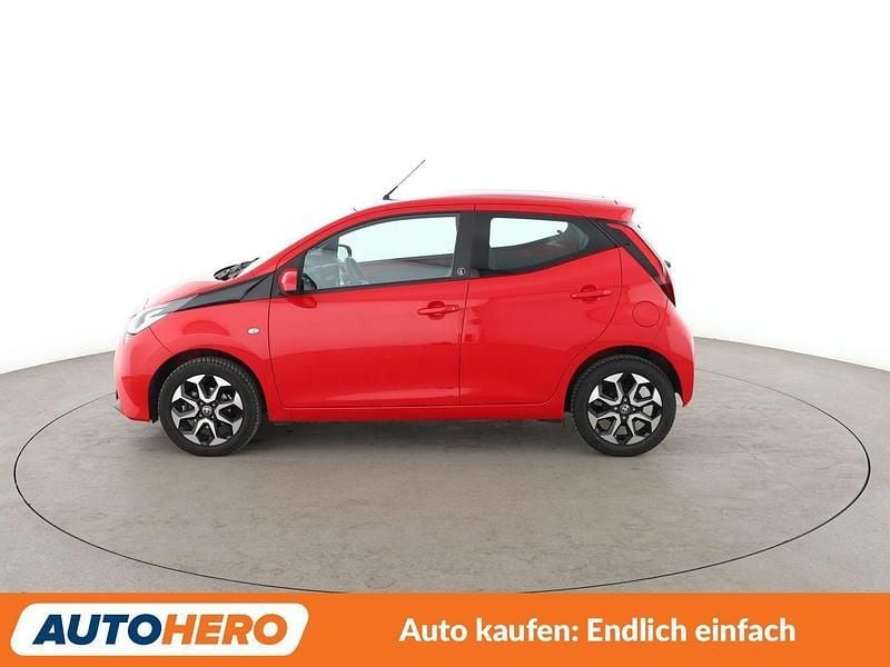 Gebraucht Toyota Aygo X-play 72 PS (52 kW) 2021 Rot Kleinwagen