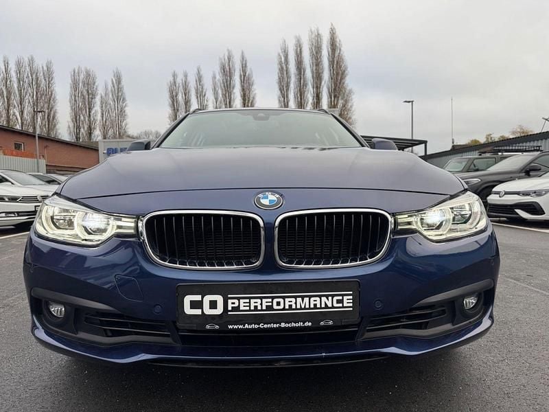 Gebraucht BMW 335 Advantage 313 PS (230 kW) 2016 Mediterranblau Kombi